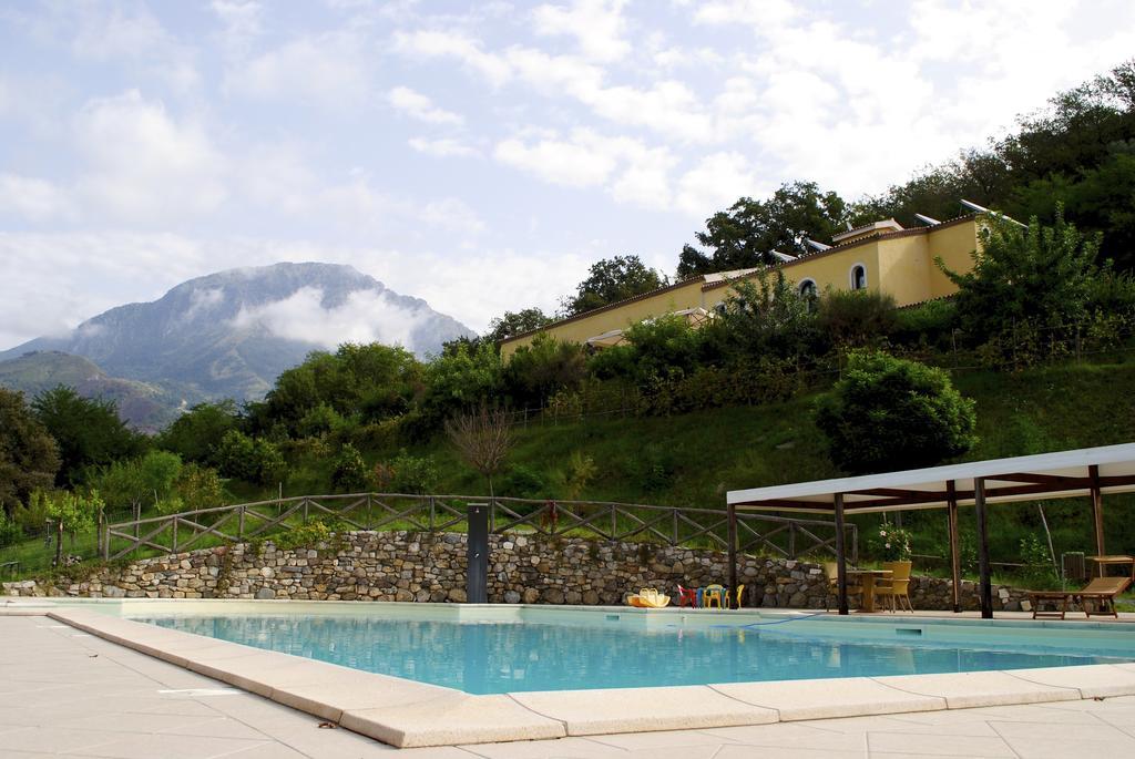 Agriturismo L'Arca Di Anna Brambilla Belvedere Marittimo Bagian luar foto