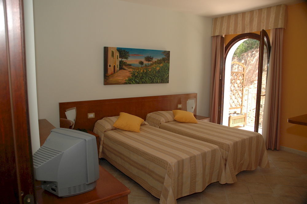 Agriturismo L'Arca Di Anna Brambilla Belvedere Marittimo Bagian luar foto